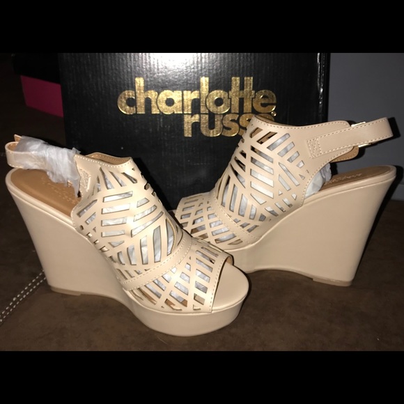 Charlotte Russe, cutout, wedge sandal - Picture 3 of 5